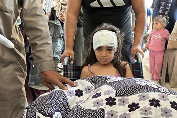 A joint UN mission in northern Gaza helped transfer some patients from Kamal Adwan Hospital to Al-Shifa Hospital. (file)