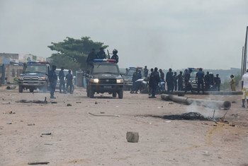 Security forces standby in Kinshasa during demonstrations in the Democratic Republic of the Congo (DRC) on 19 and 20 December 2016.